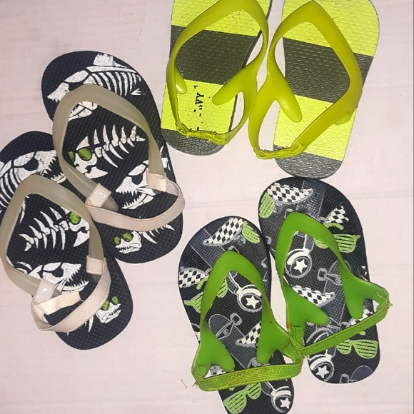EUC Bundle Toddler Boys Flip Flop Sandals 3 Sets - Picture 5 of 14